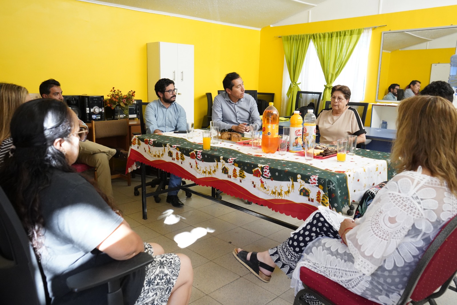 Juntas de Vecinos comparten junto a ejecutivos de nuestra compañía